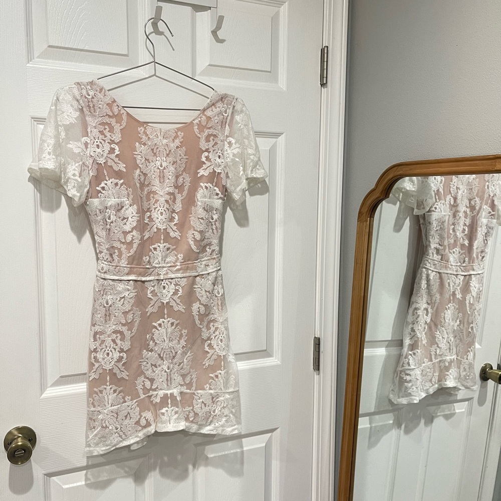 For Love And Lemons White Lace Overlay Dress - Picture 2 of 7